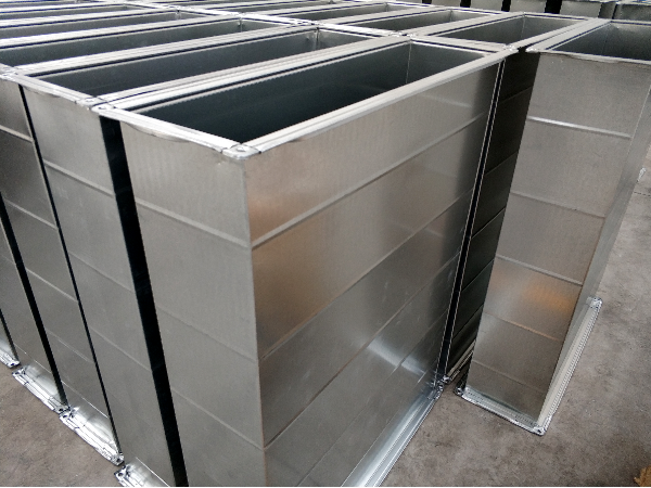 共板法蘭風(fēng)管加工定制 生產(chǎn)線日產(chǎn)3000平米風(fēng)管